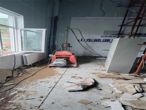 宜川地基基础下沉墙体裂缝加固注浆顶升施工